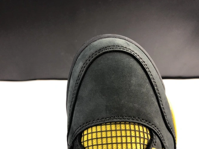 Jordan Retro Air Thunder 4 308497-008 0629